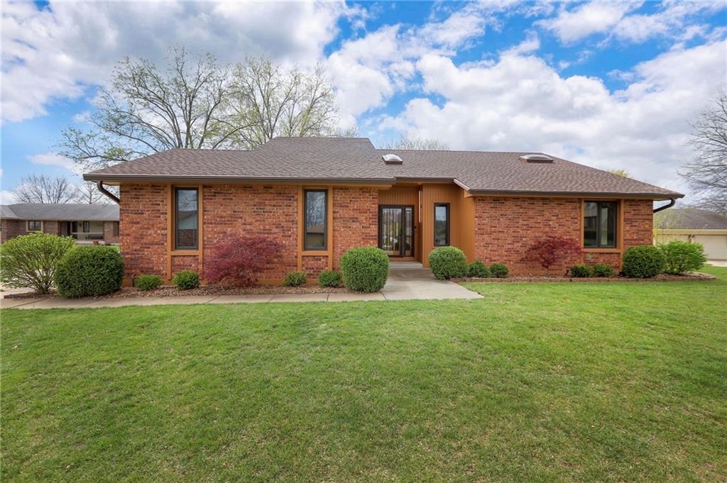 Listing Photo MLS #HMS2613077