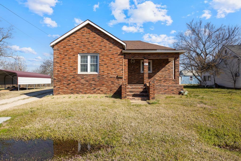 Listing Photo MLS #HMS2613217