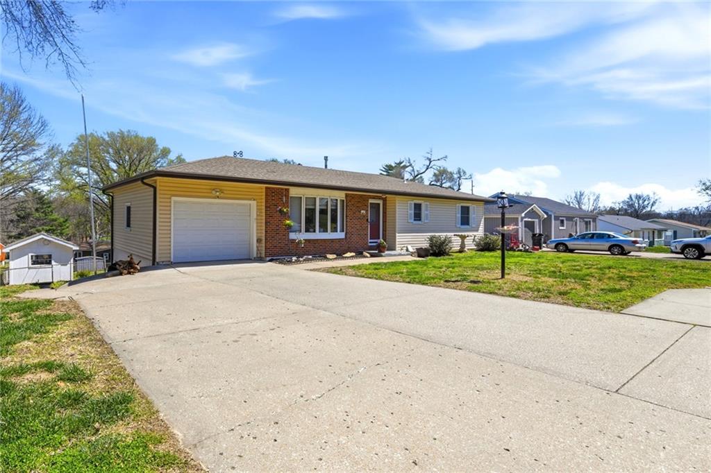 Listing Photo MLS #HMS2613305