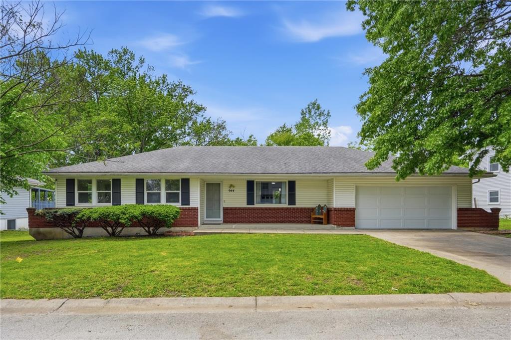 Listing Photo MLS #HMS2613364