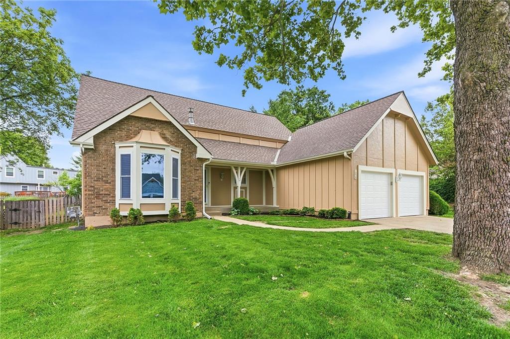 Listing Photo MLS #HMS2613387