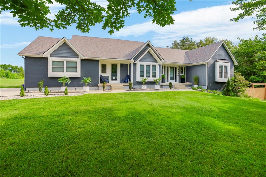 Listing Photo MLS #HMS2613394
