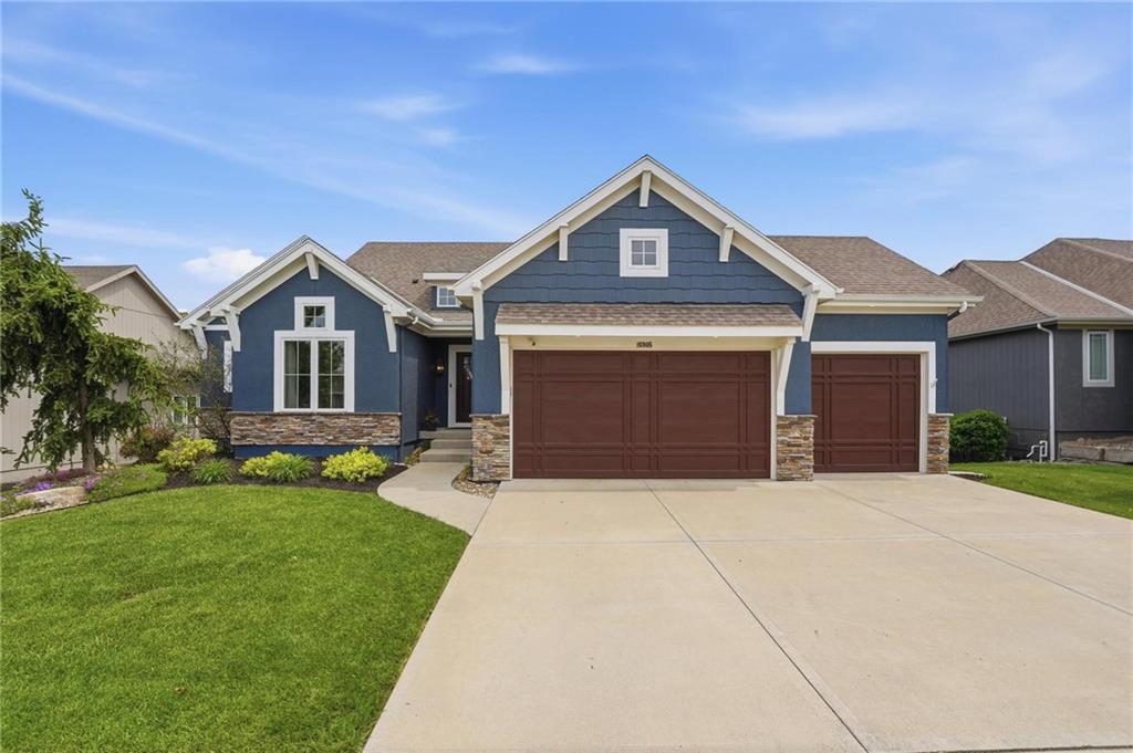 Listing Photo MLS #HMS2613402