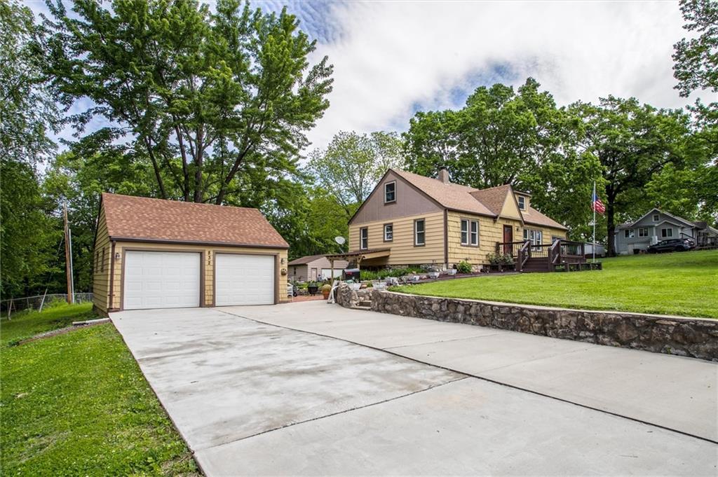 Listing Photo MLS #HMS2613556