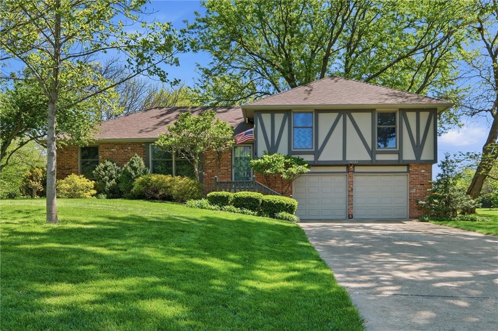 Listing Photo MLS #HMS2613606