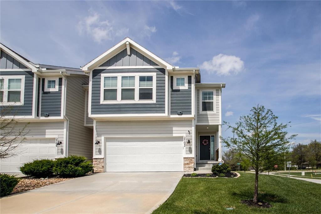 Listing Photo MLS #HMS2613619