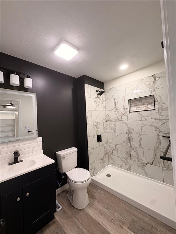 Listing Photo MLS #HMS2613736