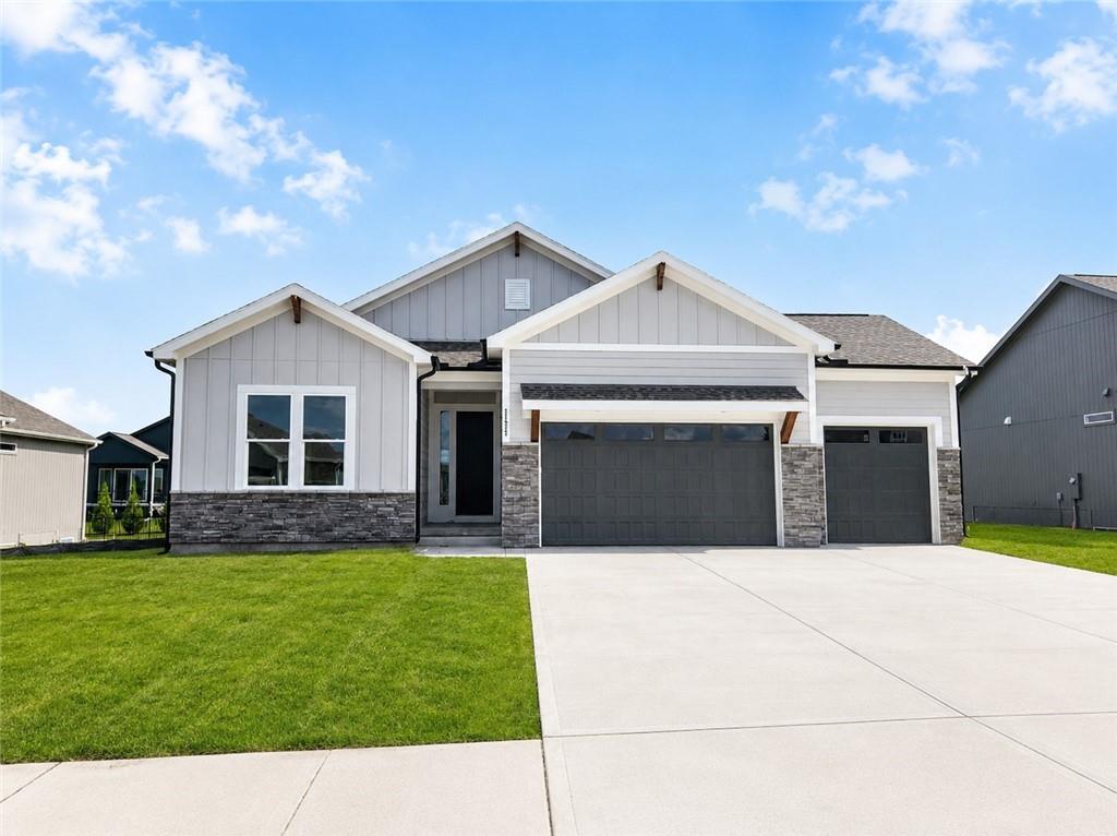 Listing Photo MLS #HMS2613770