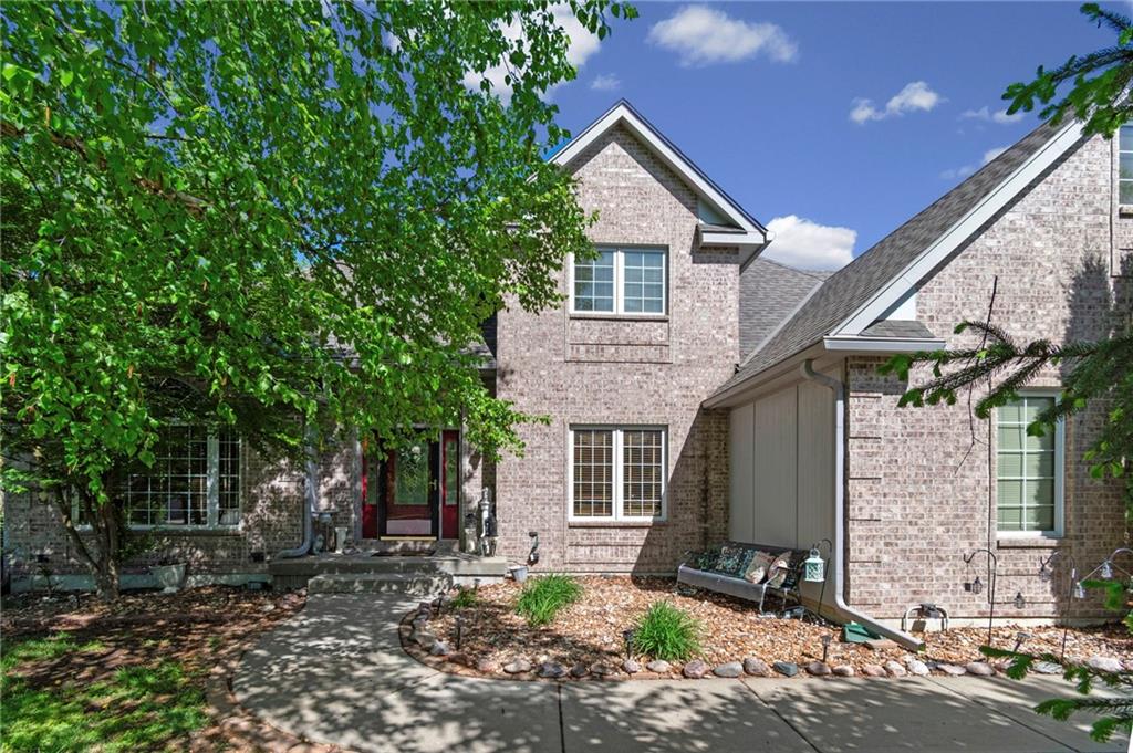 Listing Photo MLS #HMS2613942