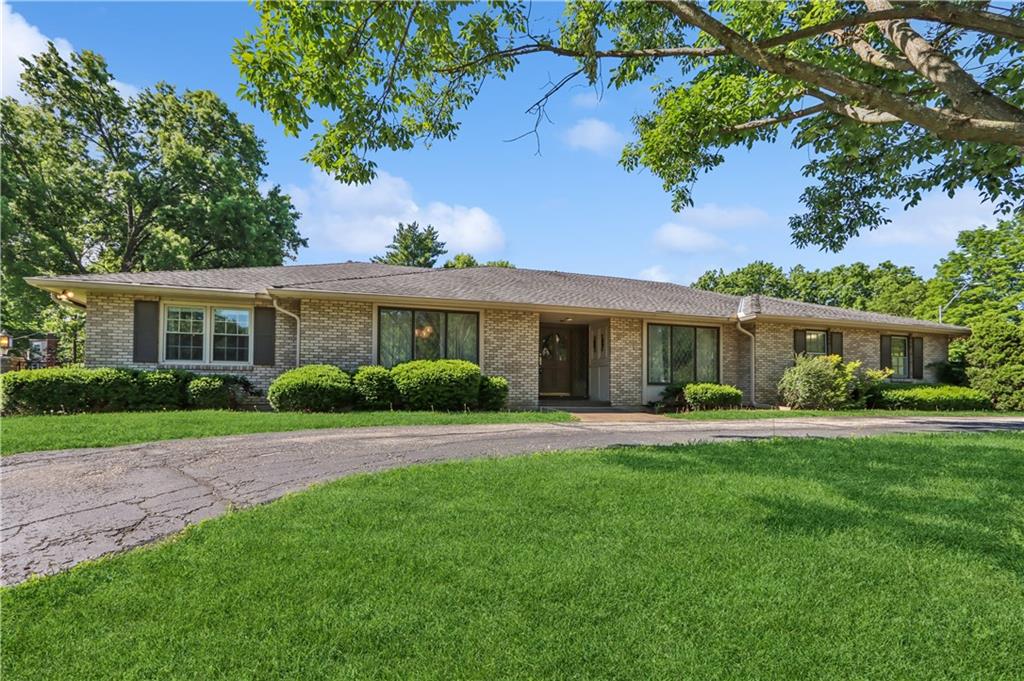 Listing Photo MLS #HMS2613951
