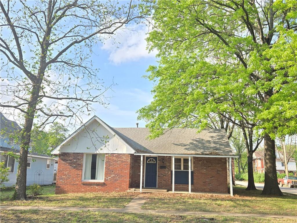 Listing Photo MLS #HMS2613957