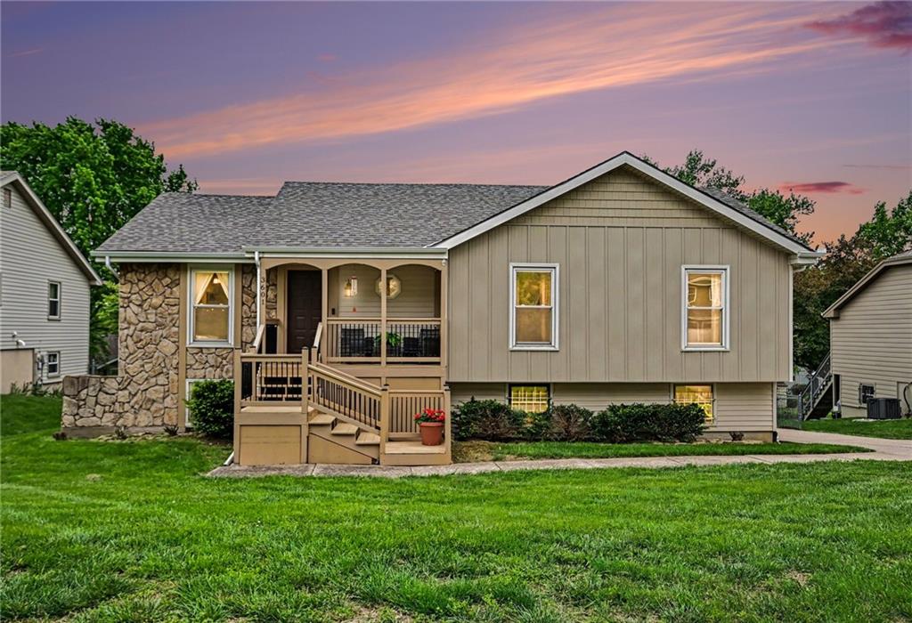 Listing Photo MLS #HMS2614011