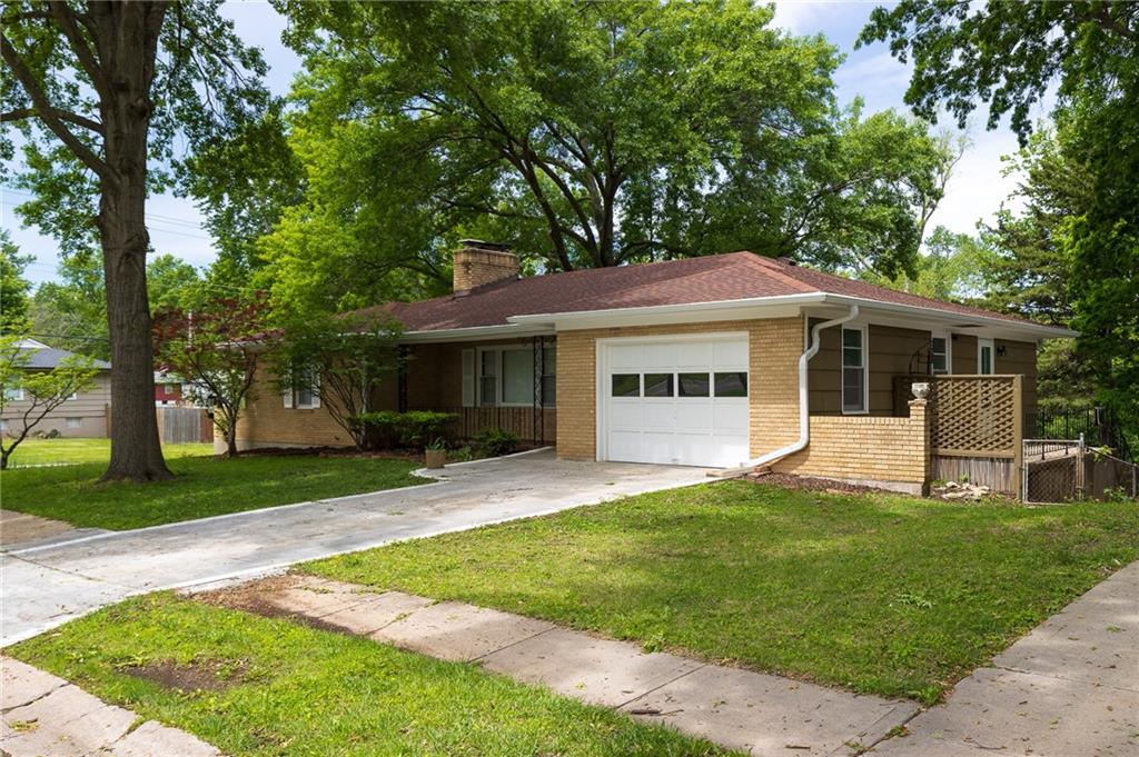Listing Photo MLS #HMS2614081