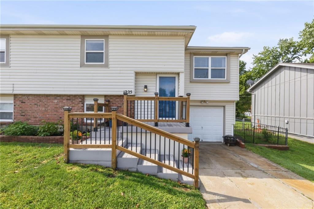 Listing Photo MLS #HMS2614147