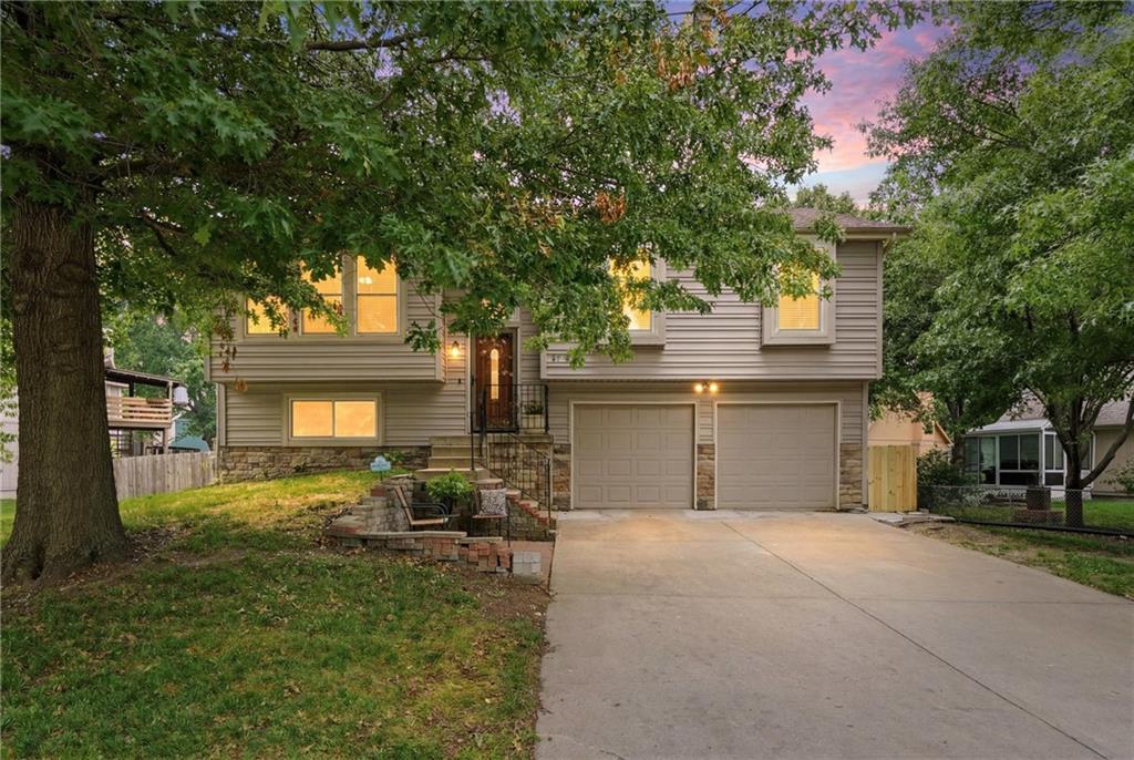 Listing Photo MLS #HMS2614371