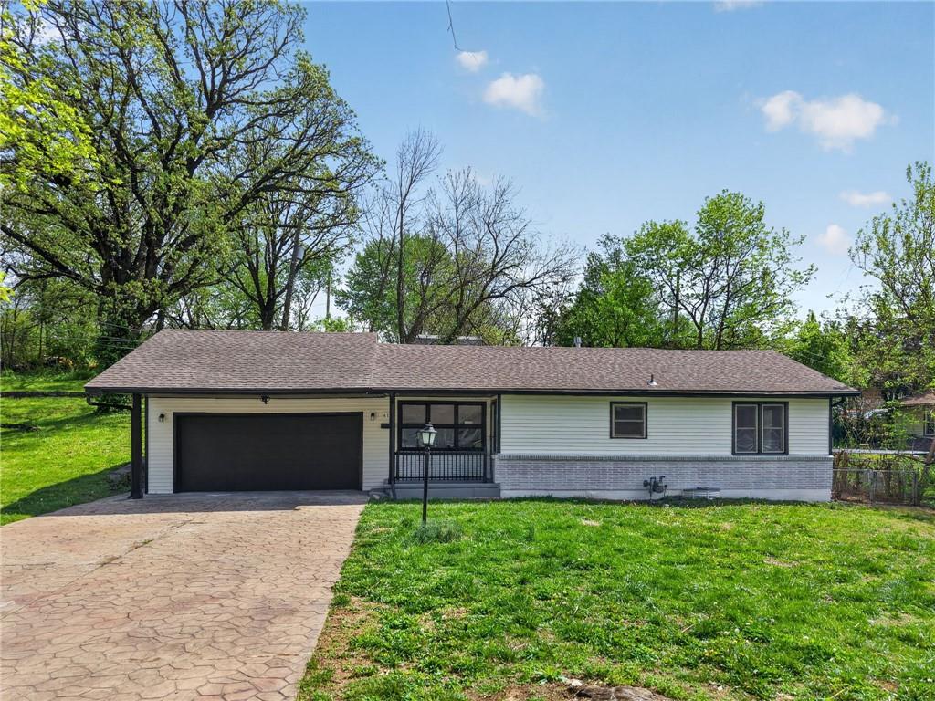 Listing Photo MLS #HMS2614412