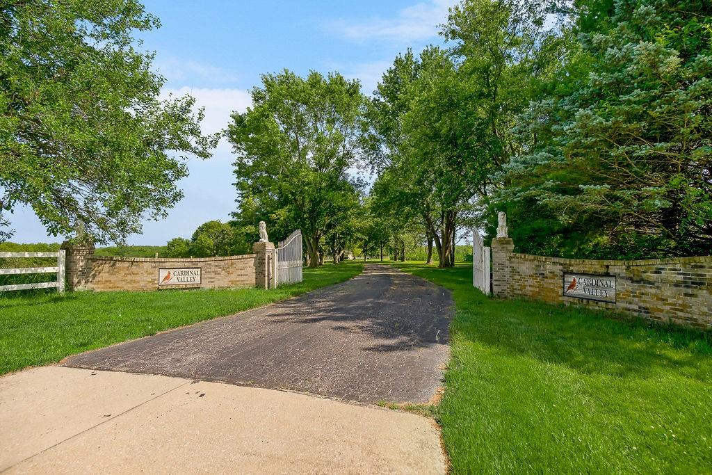 Listing Photo MLS #HMS2614474