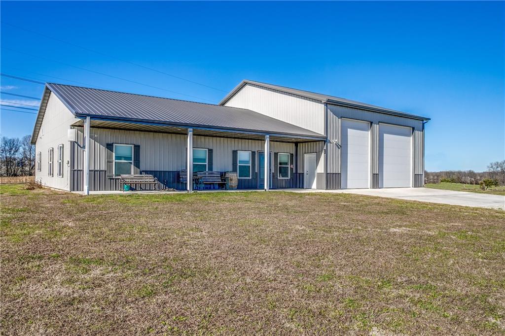 Listing Photo MLS #HMS2614697