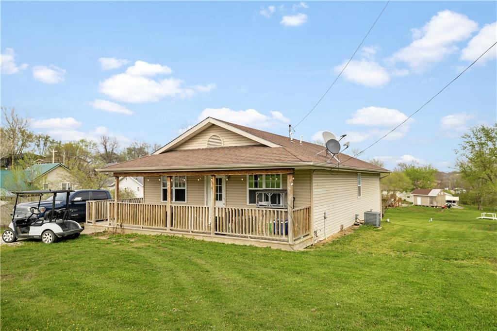 Listing Photo MLS #HMS2614843