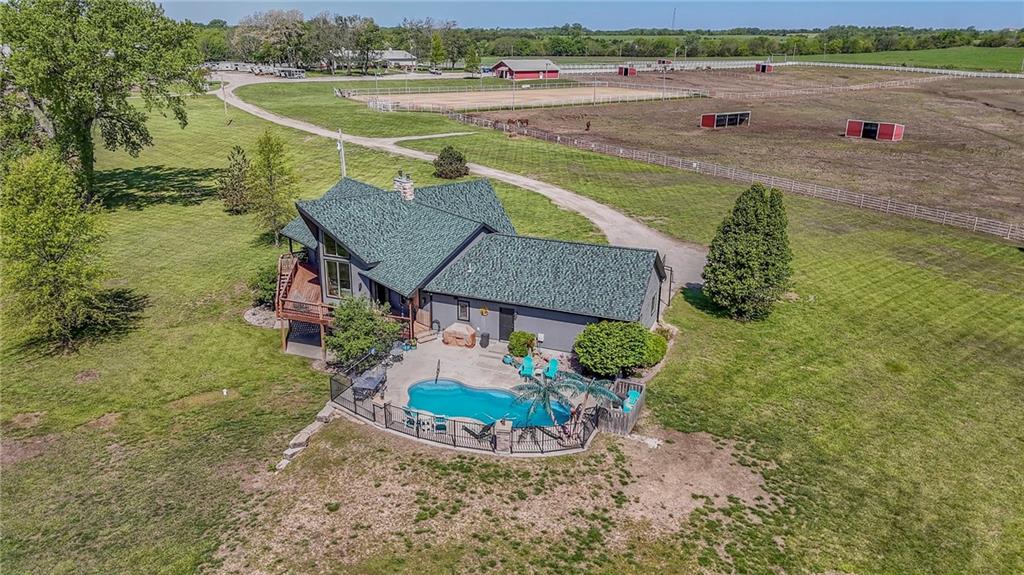 Listing Photo MLS #HMS2615026