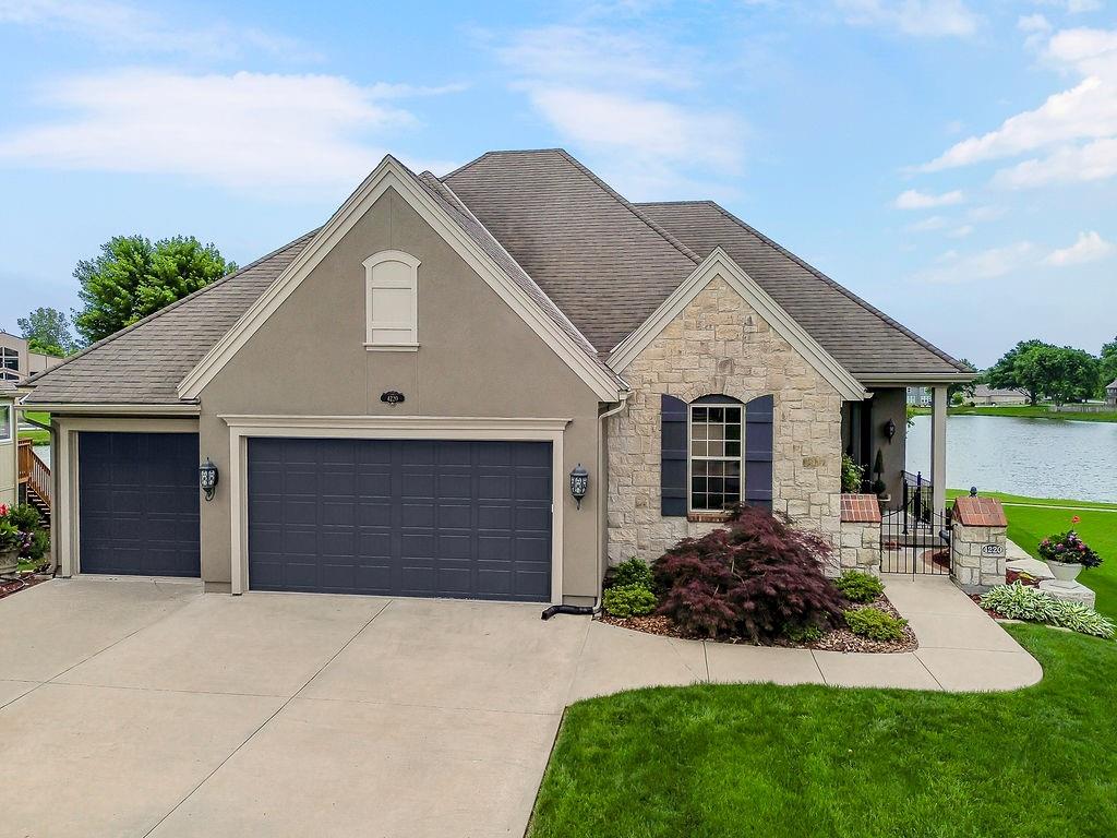 Listing Photo MLS #HMS2615028