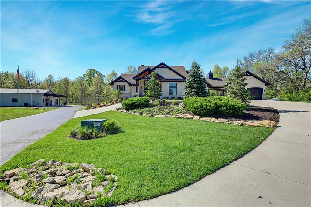 Listing Photo MLS #HMS2615095