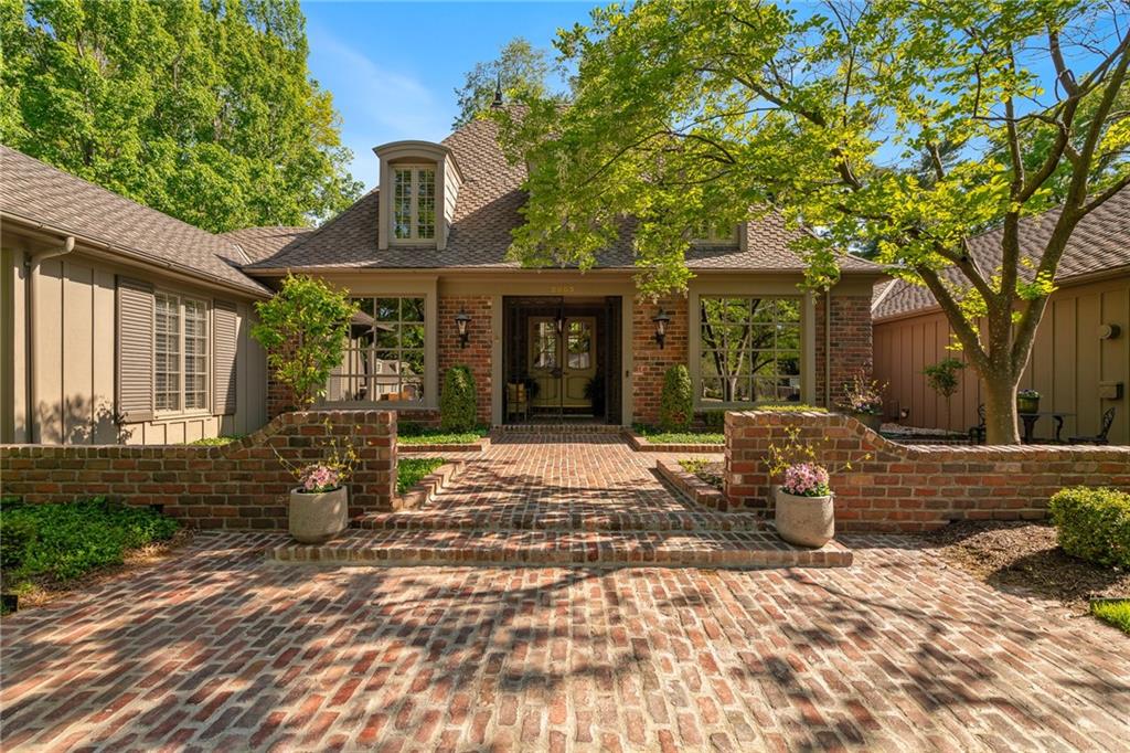 Listing Photo MLS #HMS2615229