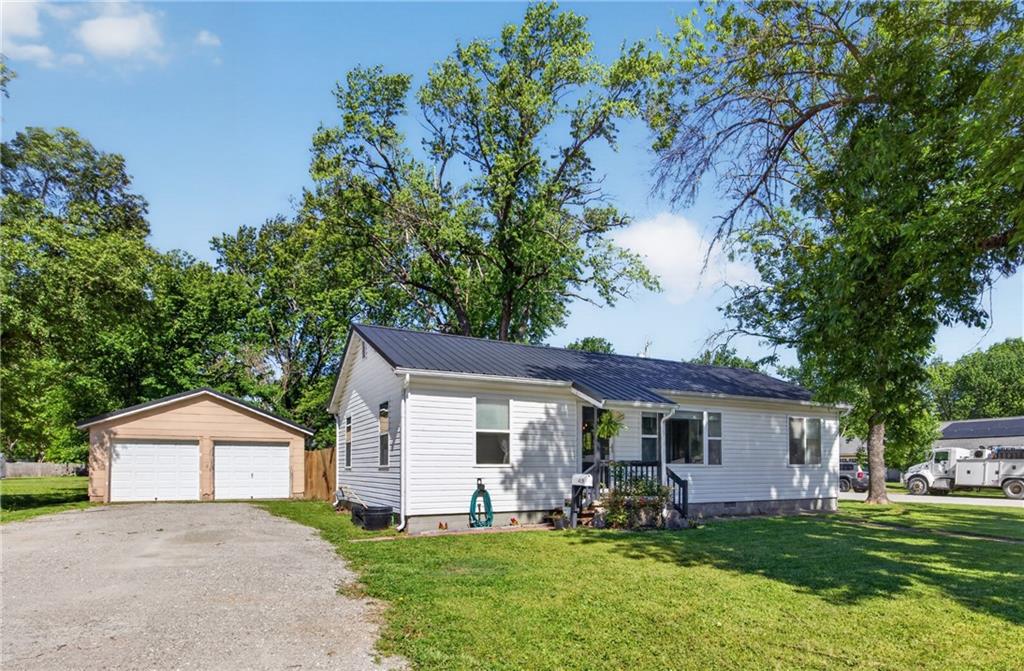 Listing Photo MLS #HMS2615354