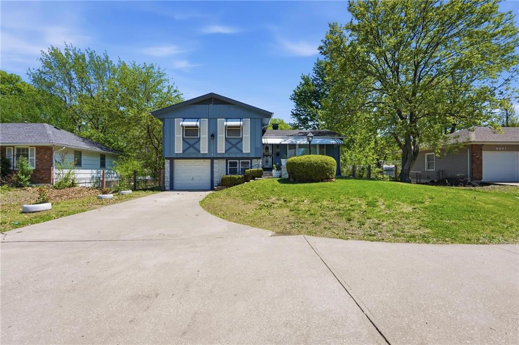 Listing Photo MLS #HMS2615357