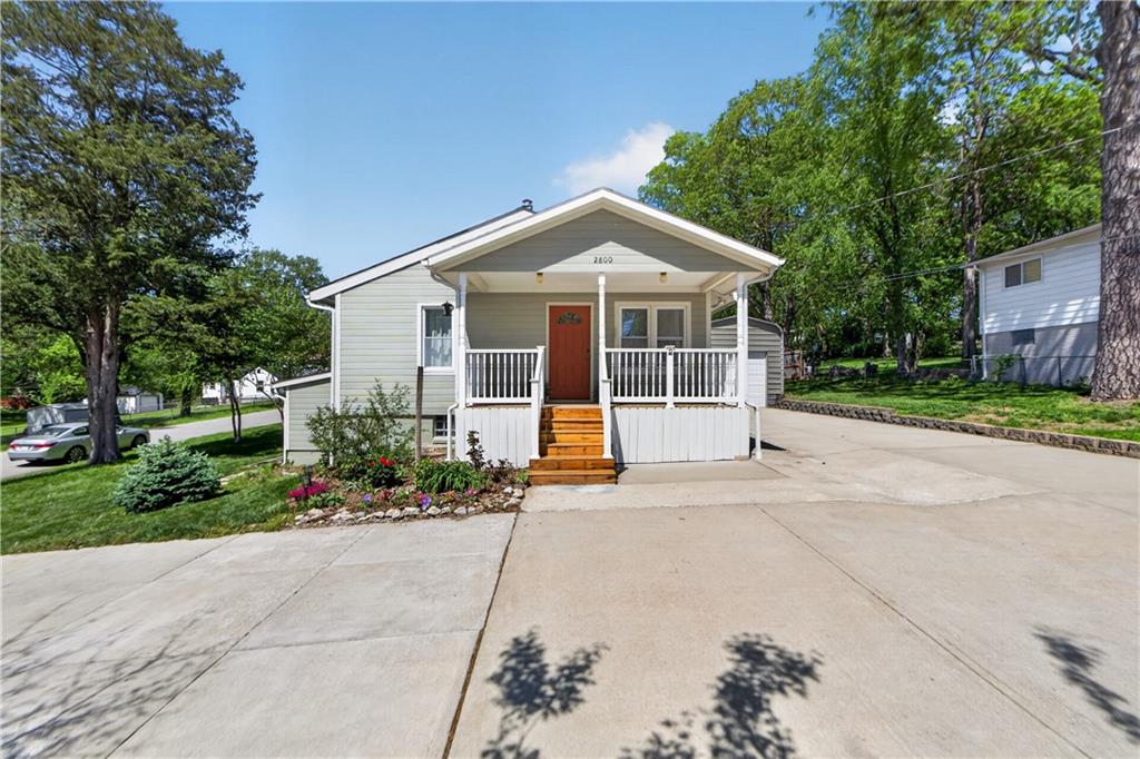 Listing Photo MLS #HMS2615548