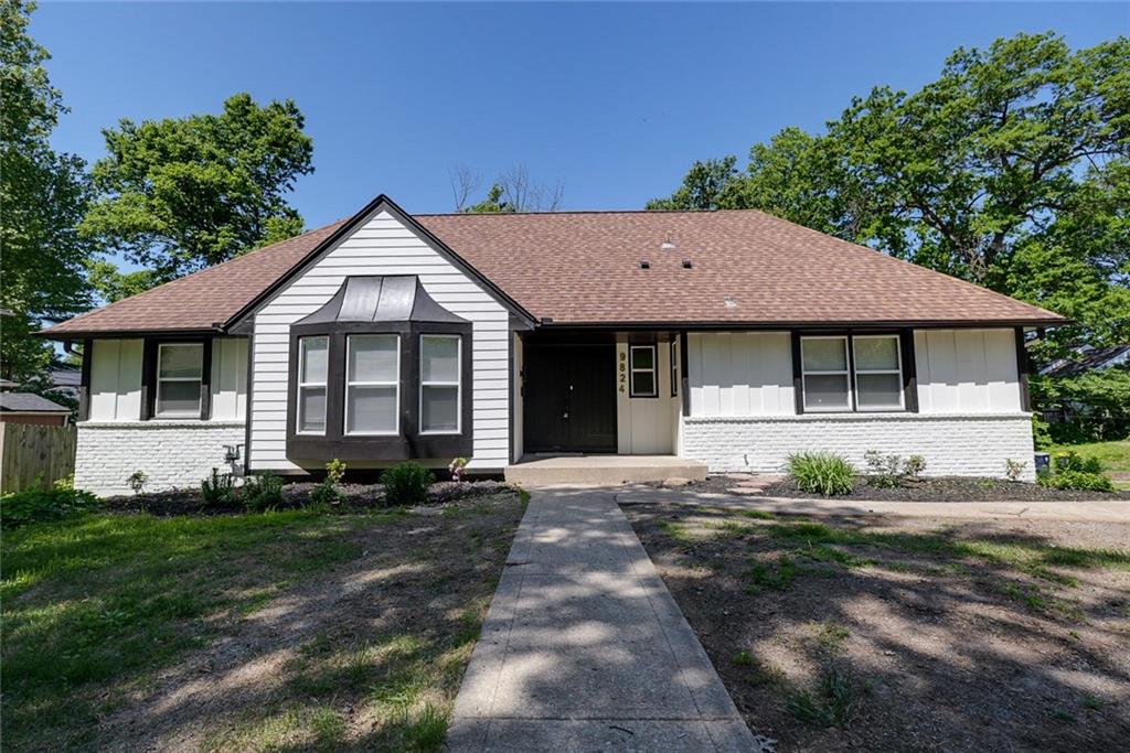 Listing Photo MLS #HMS2615663