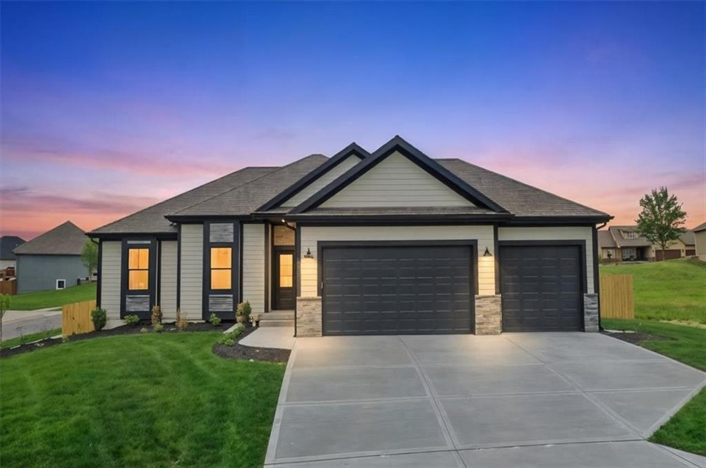 Listing Photo MLS #HMS2615707