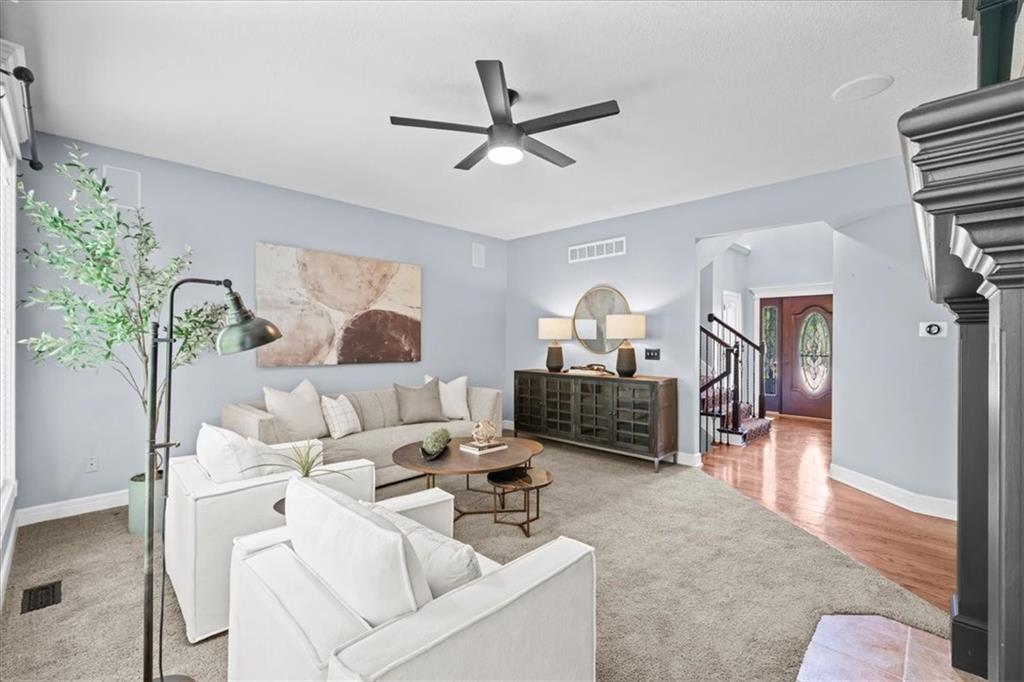 Listing Photo MLS #HMS2615779