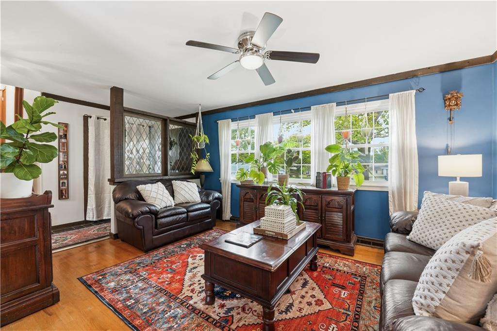 Listing Photo MLS #HMS2615850