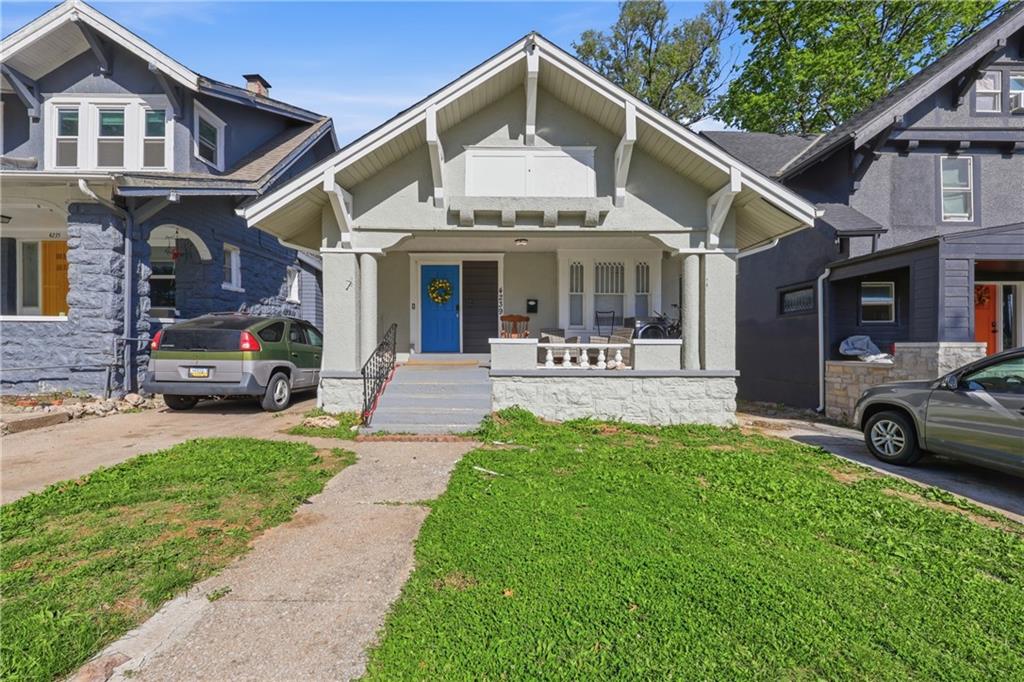 Listing Photo MLS #HMS2615889