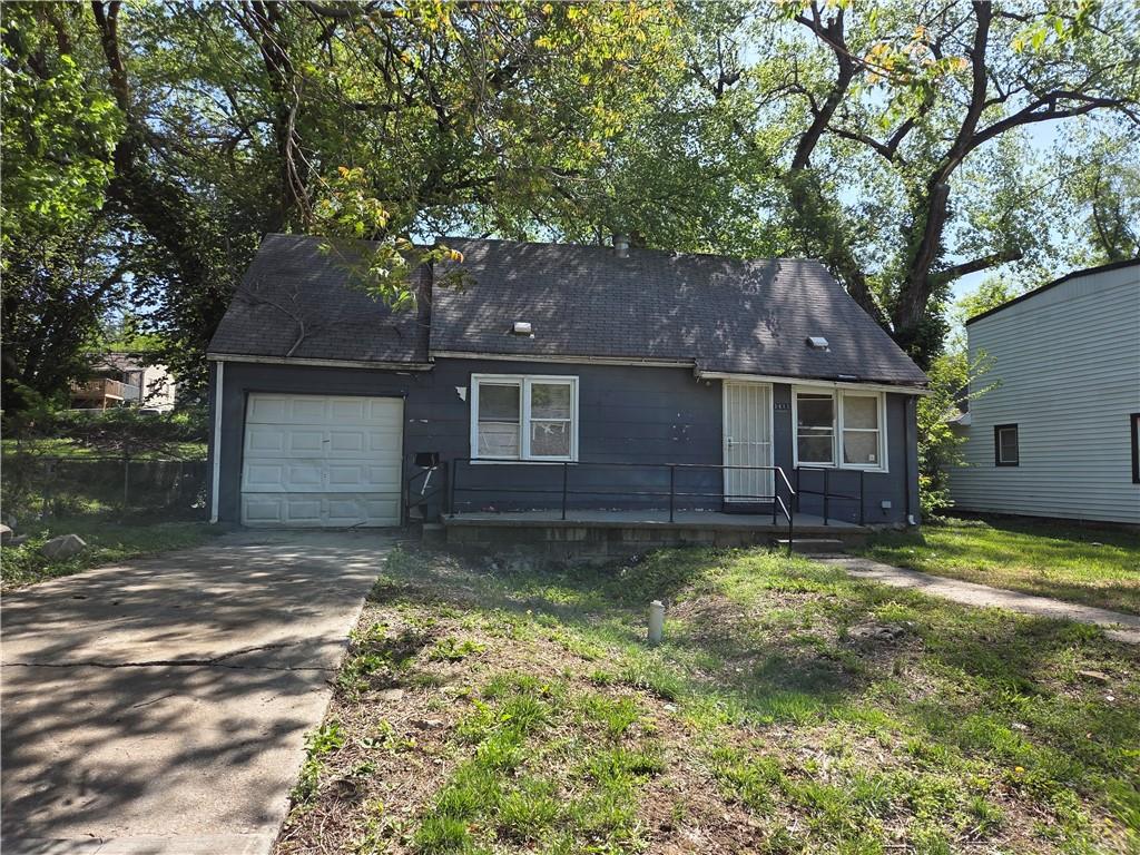 Listing Photo MLS #HMS2615991