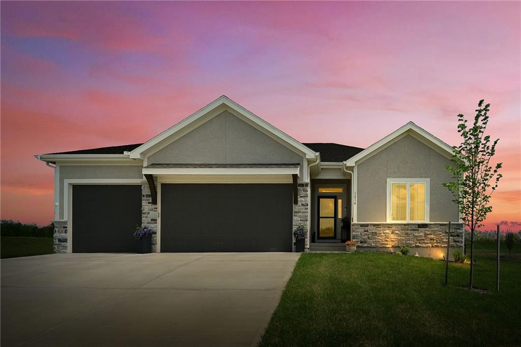 Listing Photo MLS #HMS2616088
