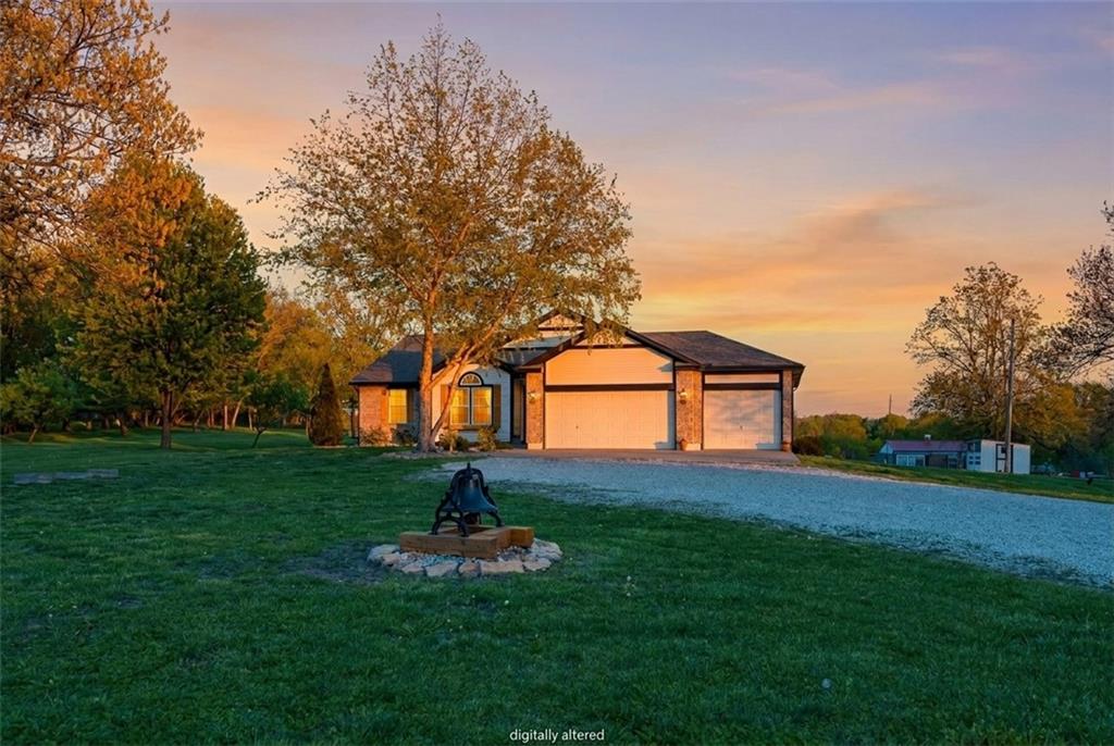 Listing Photo MLS #HMS2616138