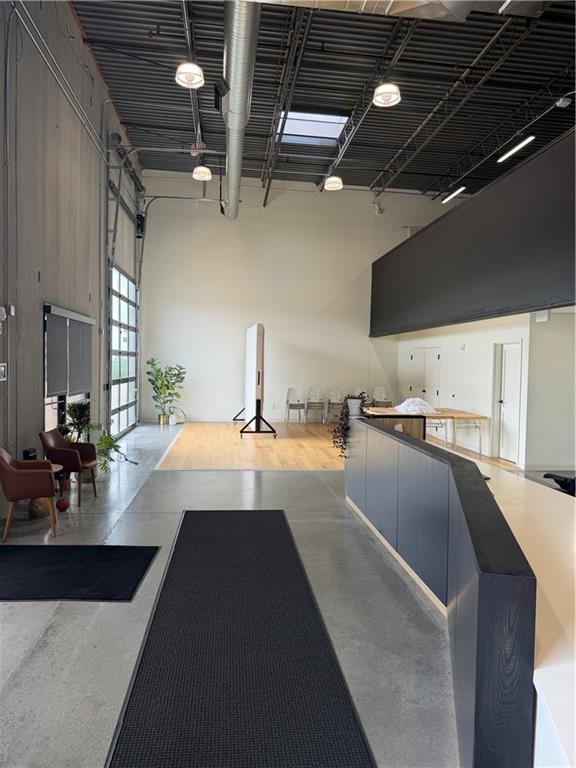 Listing Photo MLS #HMS2616173