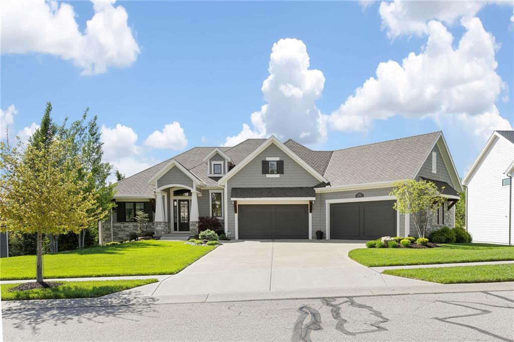 Listing Photo MLS #HMS2616282