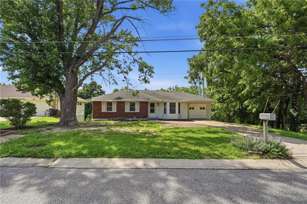 Listing Photo MLS #HMS2616336