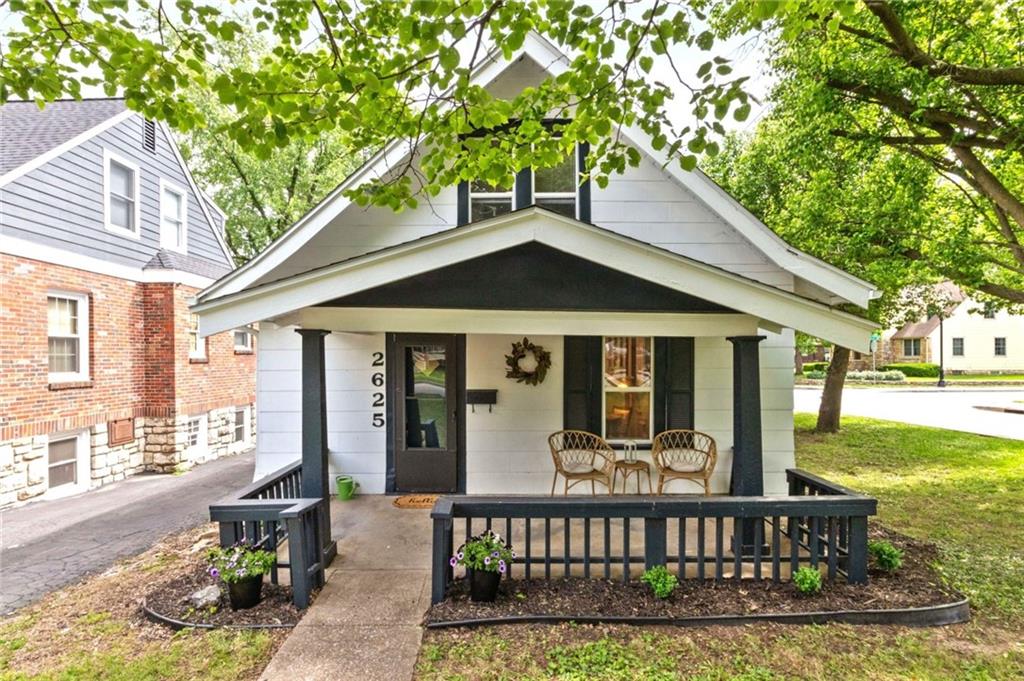 Listing Photo MLS #HMS2616363