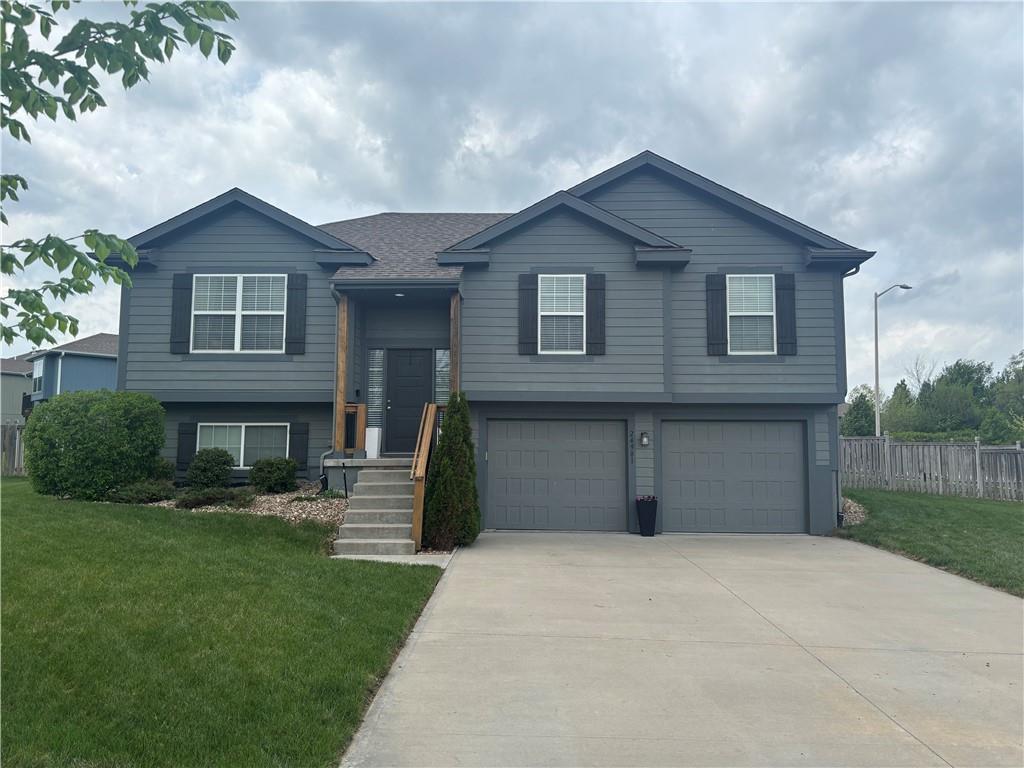 Listing Photo MLS #HMS2616479