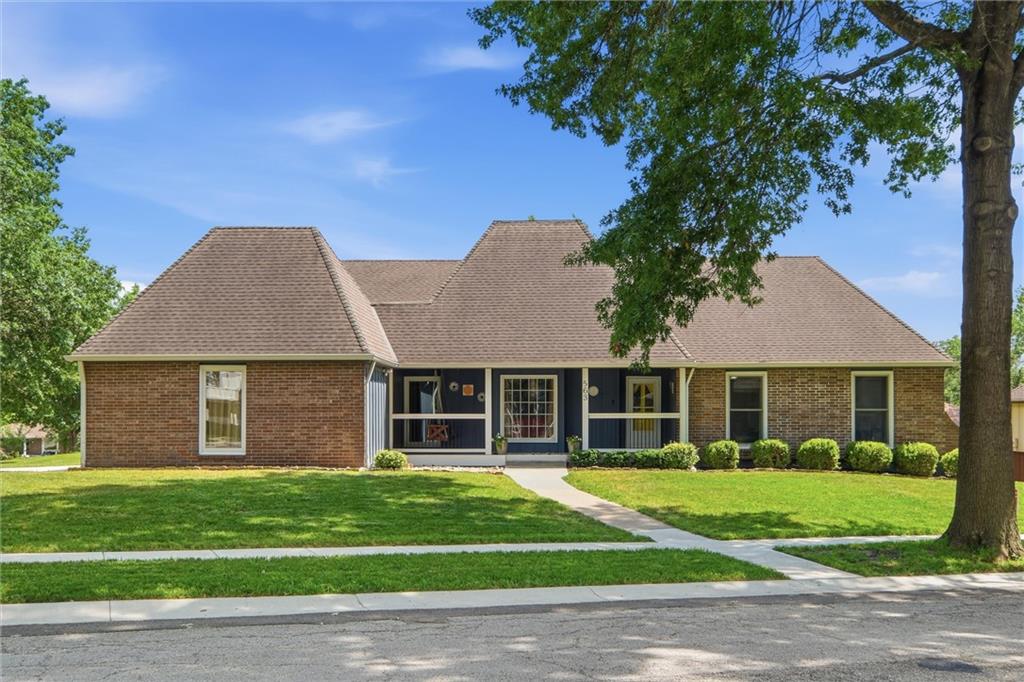 Listing Photo MLS #HMS2616503