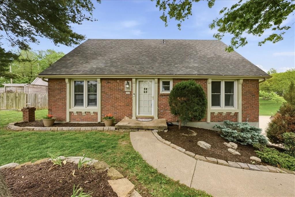 Listing Photo MLS #HMS2616542