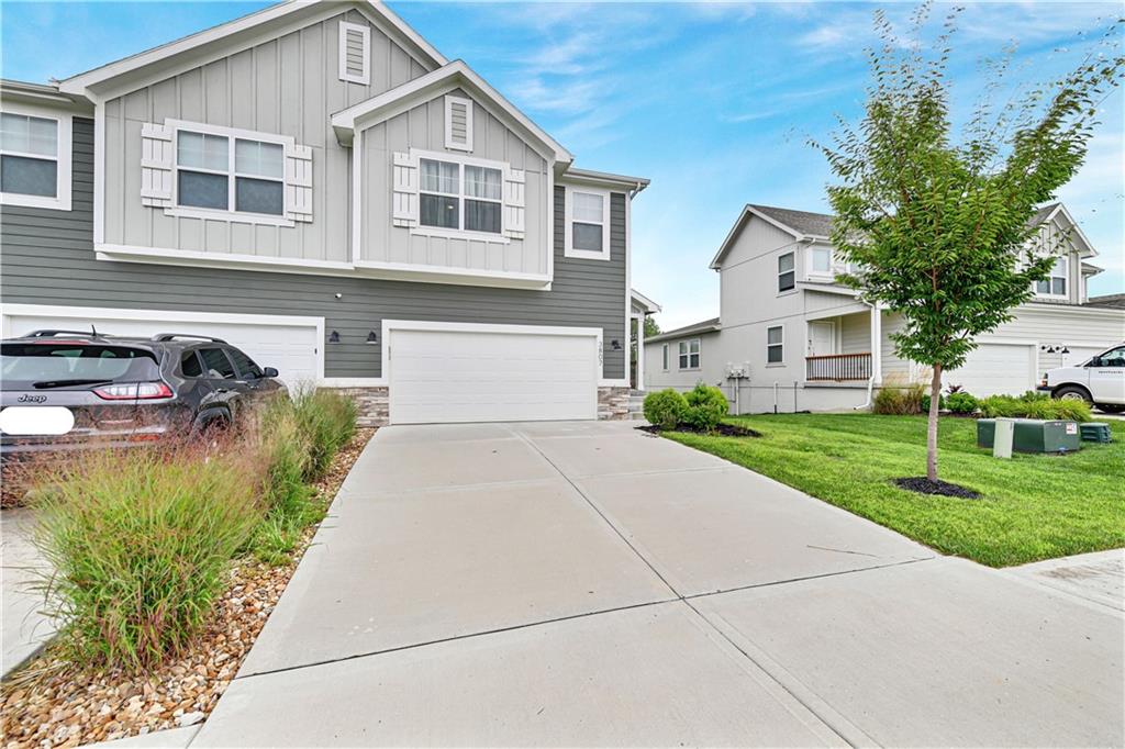 Listing Photo MLS #HMS2616545