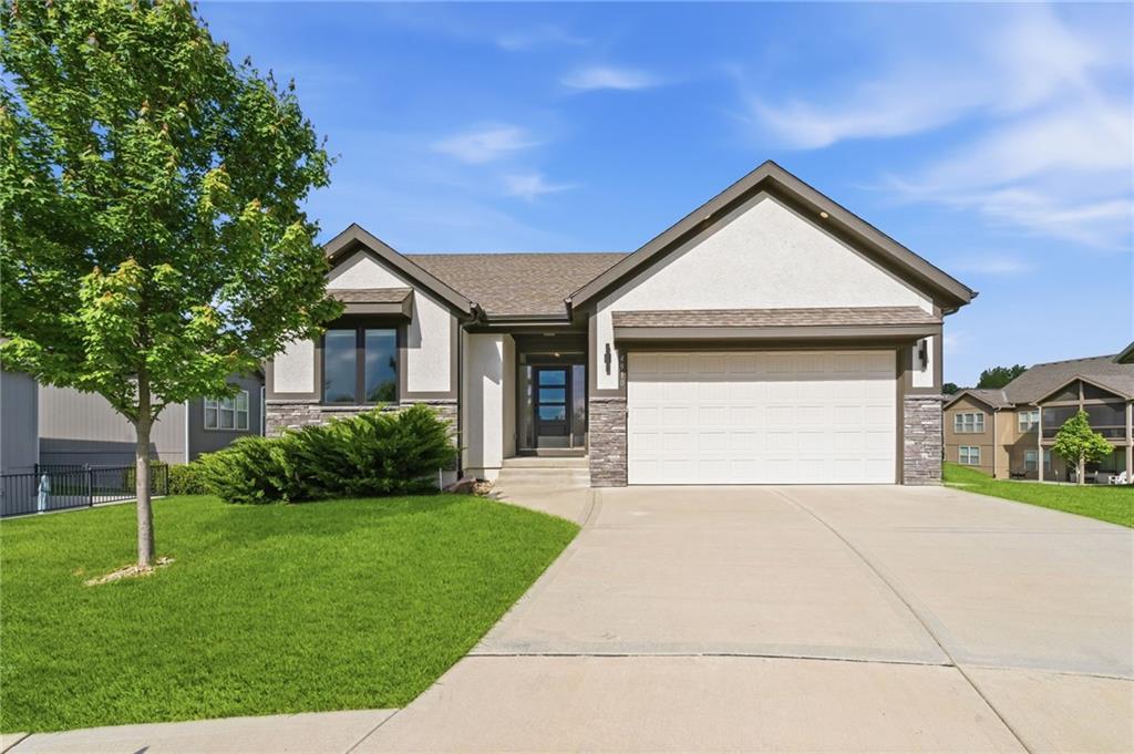 Listing Photo MLS #HMS2616555