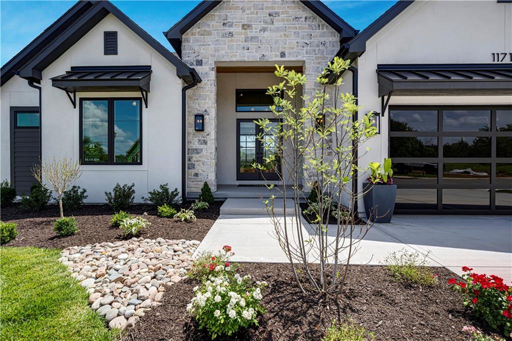 Listing Photo MLS #HMS2616562