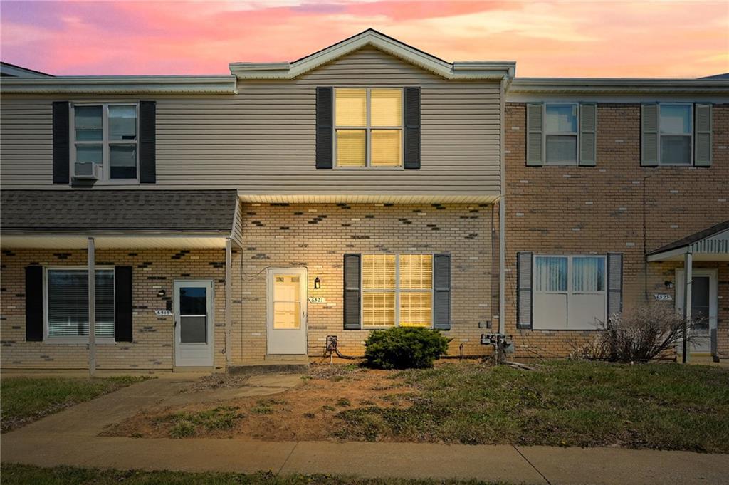 Listing Photo MLS #HMS2616581