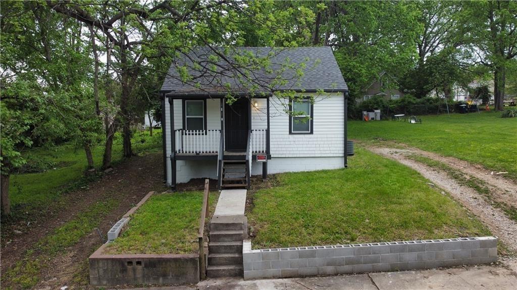 Listing Photo MLS #HMS2616625